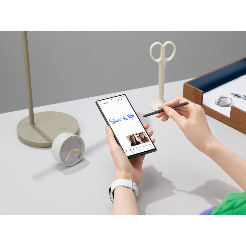 گوشی موبایل سامسونگ مدل Galaxy S23 Ultra دو سیم کارت ظرفیت 256 گیگابایت و رم 12 گیگابایت به همراه شارژر 45 وات سامسونگ