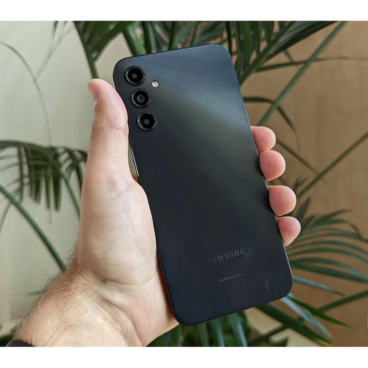 گوشی موبایل سامسونگ مدل Galaxy A14 دو سیم کارت ظرفیت 128 گیگابایت و رم 4 گیگابایت به همراه شارژر 15 وات سامسونگ